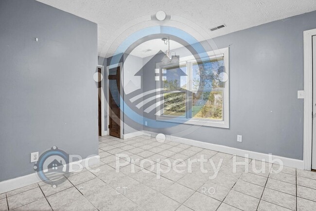 Building Photo - 118 Carter Ln