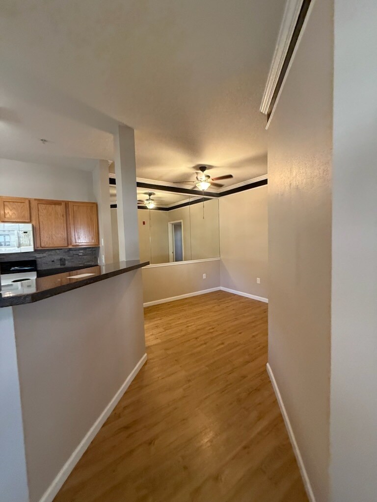 Dining Area - 4802 51st St W