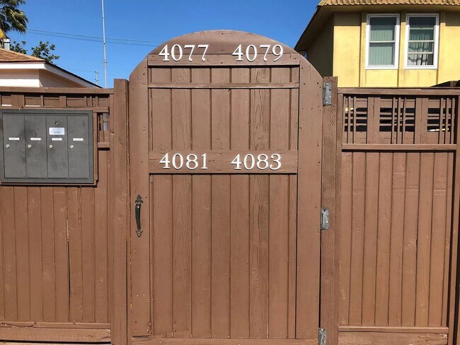 Building Photo - LARGE PRIVATE EXCLUSIVE PATIO! EXCLUSIVE U...
