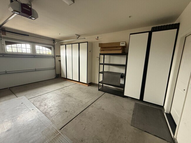 Building Photo - Beautiful Home in Springlake