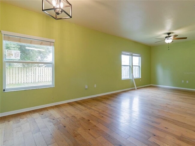 Building Photo - 8436 SW 77th Ave