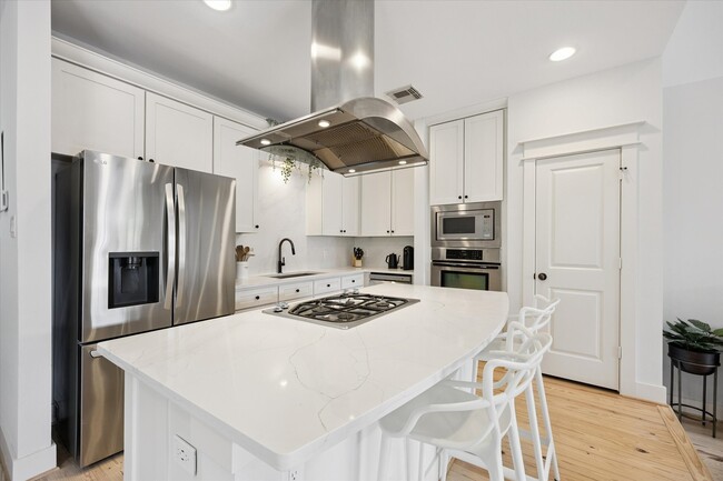 Building Photo - 1410 Asbury St