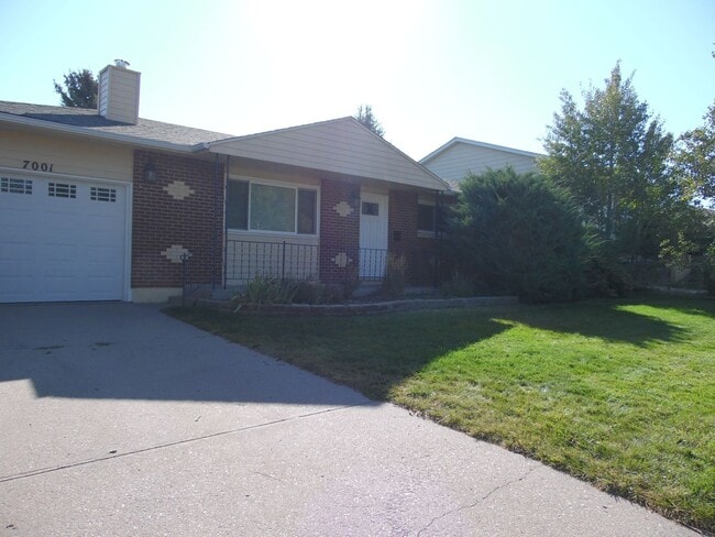 Building Photo - 7001 Windsor Blvd