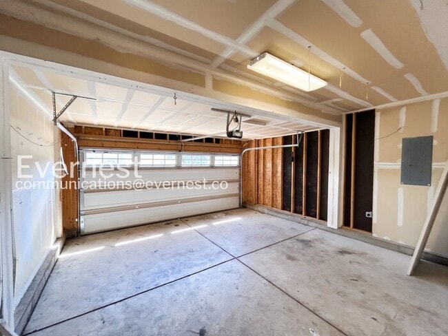 Building Photo - 6598 Fielding Terrace