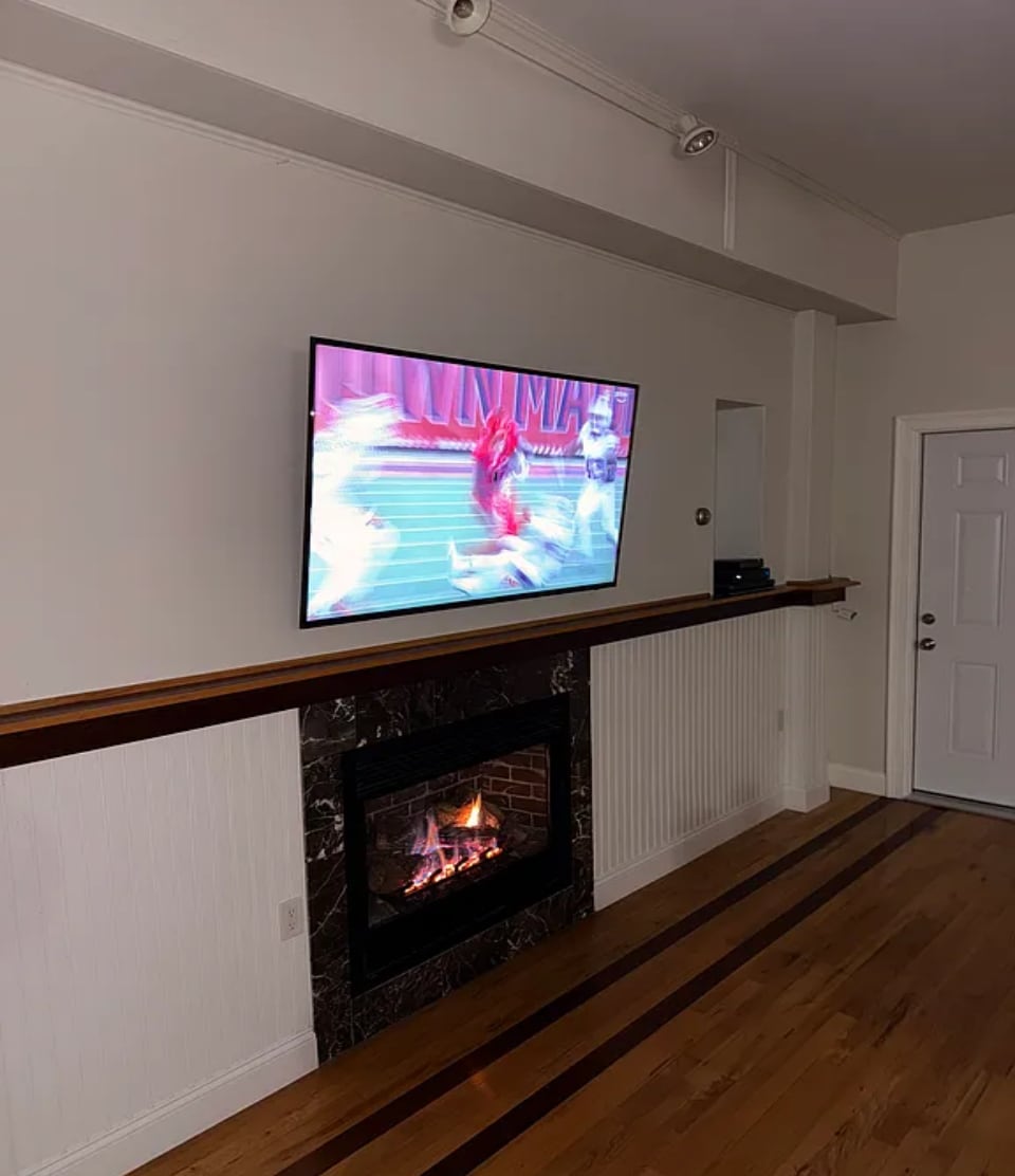 Building Photo - 23 Summer St