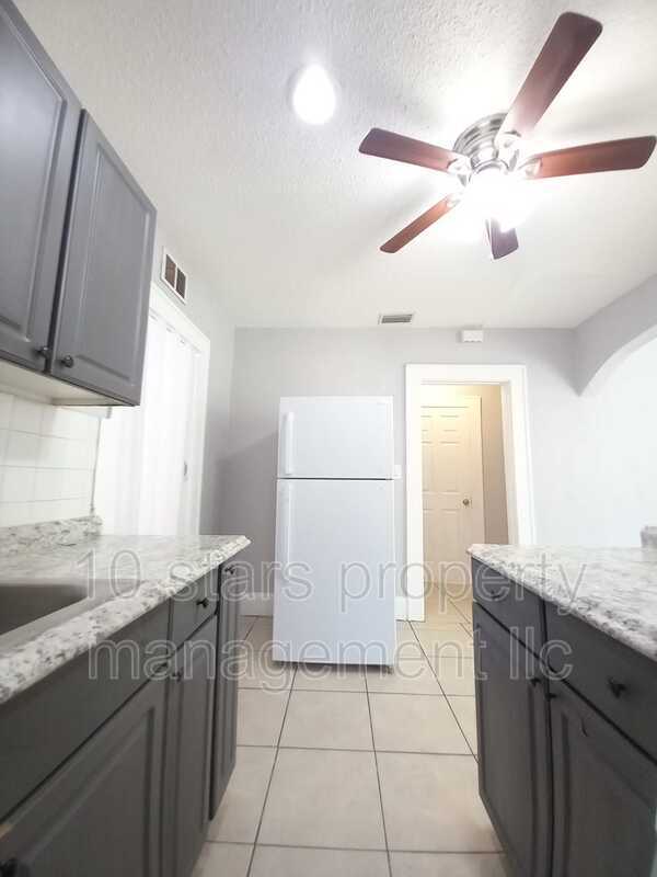 Building Photo - 3450 13th Ave S