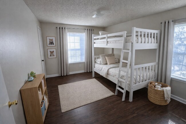 Building Photo - 330 Commonwealth Cir