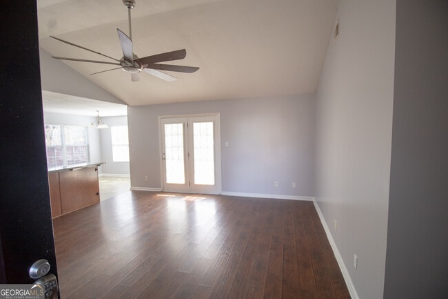 Building Photo - 8002 Ponderosa Pine Ave