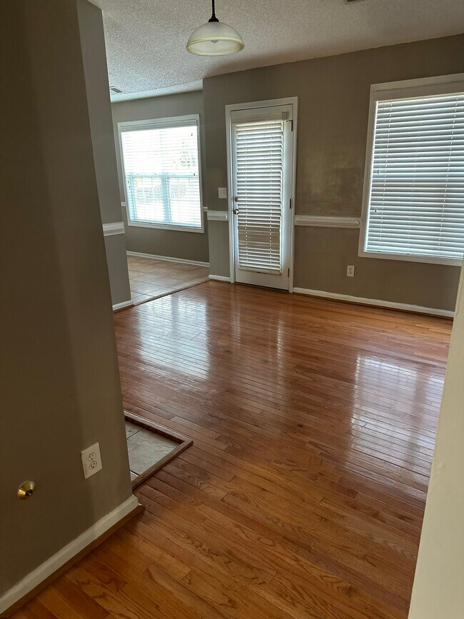 Building Photo - 3076 Cotton Indian Cir