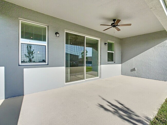 Building Photo - JUST REDUCED! PET FRIENDLY! Experience Com...