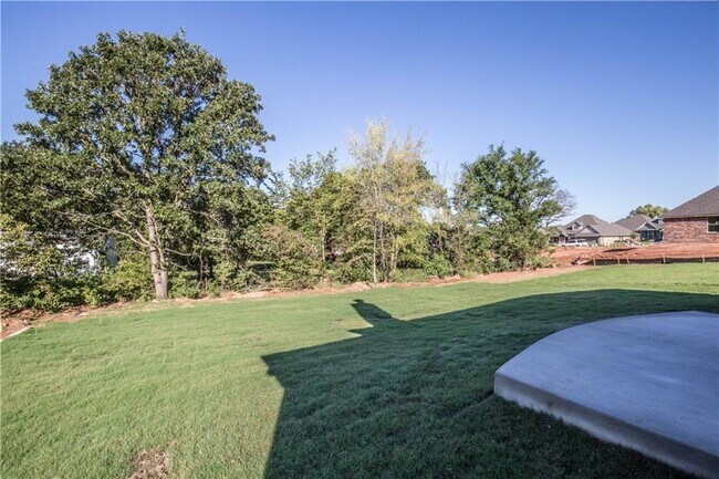 Building Photo - 2801 Cypress Springs Blvd