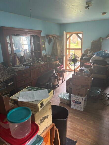 Building Photo - 11711 Bluebird Dr