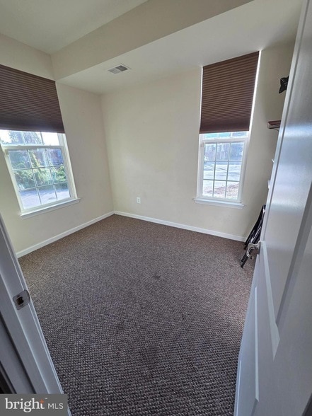 Building Photo - 4500 Fait Ave