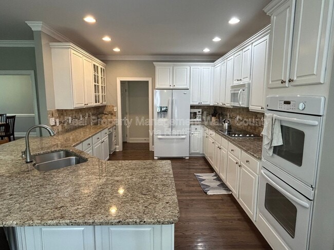Building Photo - 108 Crystlewood Ct