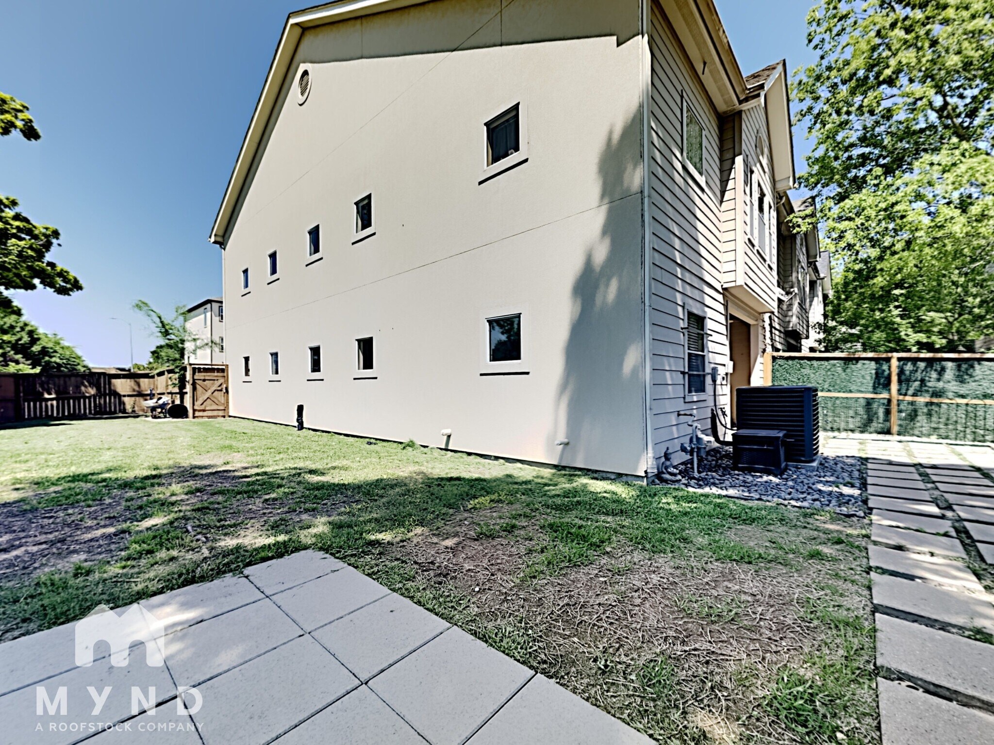 Building Photo - 5343 Kiam St