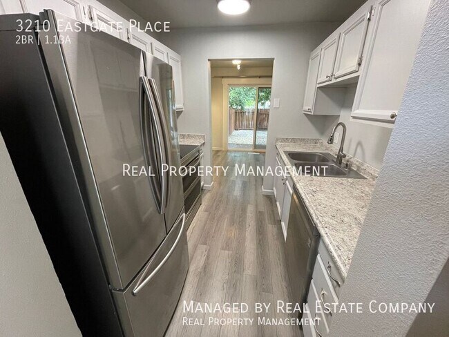Building Photo - 3210 Eastgate Pl