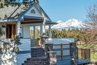 Building Photo - Country Living with Awesome Mtn Views