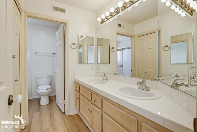 Building Photo - Charming and Spacious 4Bdm 3Ba Home in the Highly Desirable Carmel Valley Community!