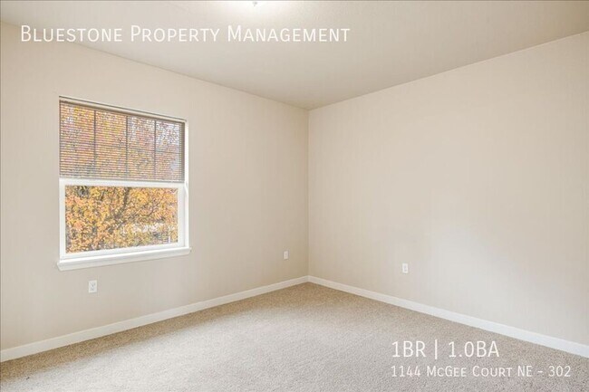 Building Photo - 1144 Mcgee Ct NE