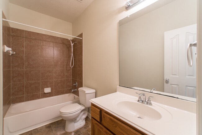 Building Photo - 25531 Forest Springs Lake