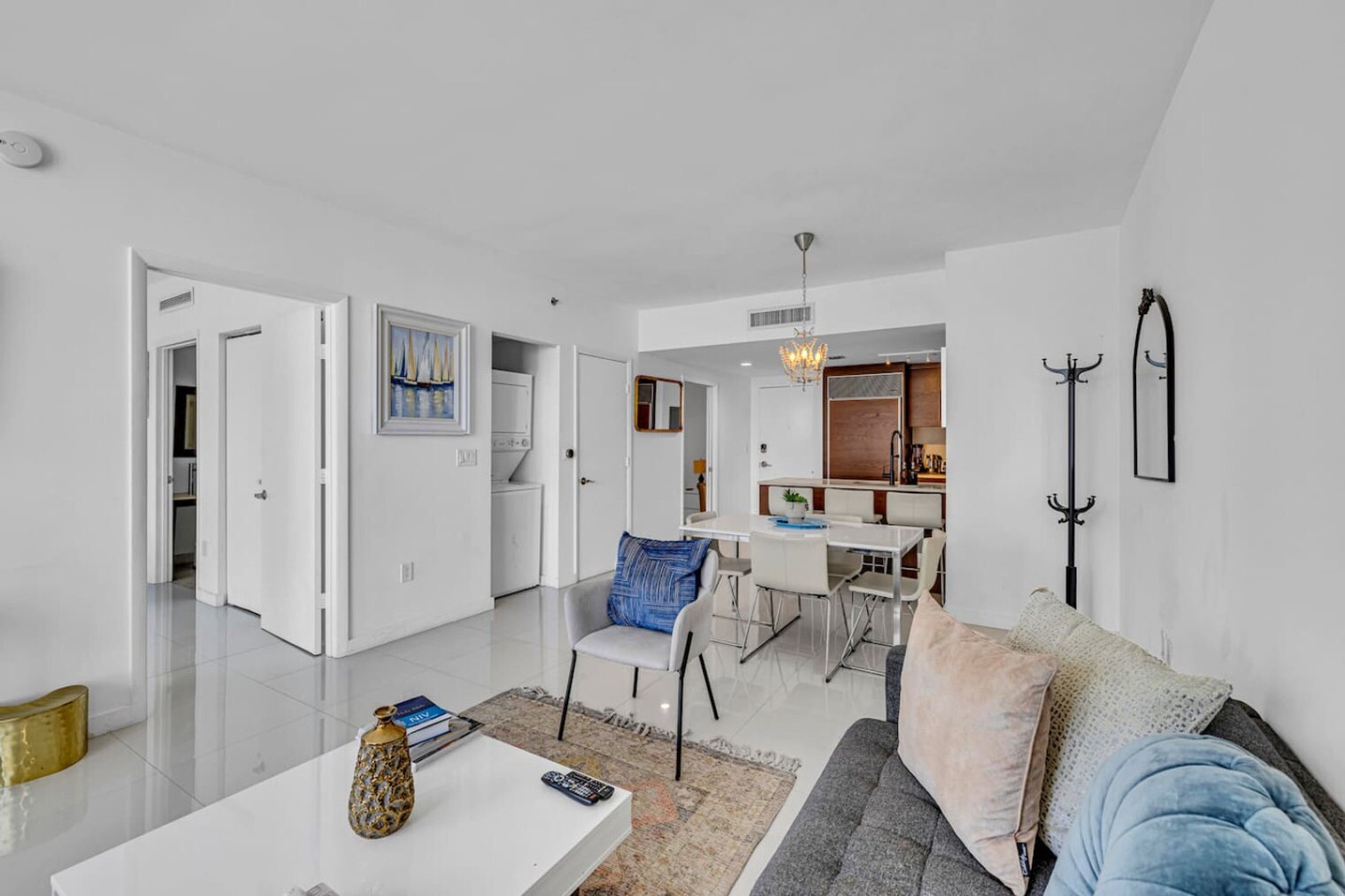 Building Photo - 481 Brickell Ave