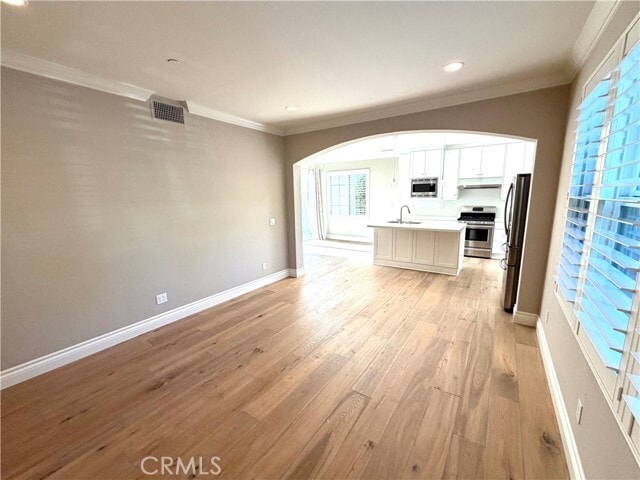 Building Photo - 56 Strawberry Grove