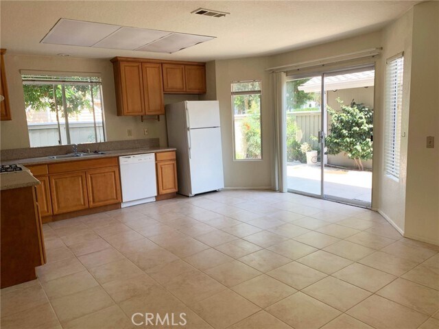 Building Photo - 78 Monroe