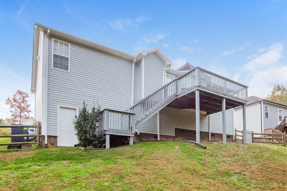 Building Photo - 1641 Red Bird Cir SE