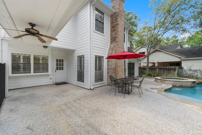 Building Photo - 14 Cascade Springs Pl