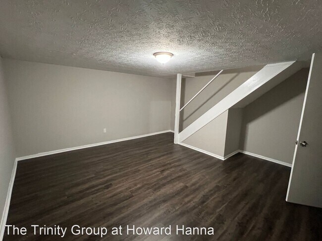 Building Photo - 2 br, 1.5 bath House - 5340 Shiloh Drive