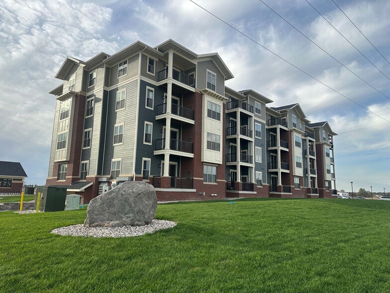 Interior Photo - Red Earth