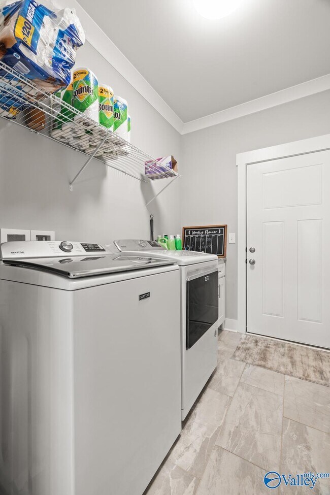 Building Photo - 29458 Carnaby Ln