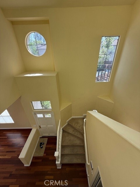 Building Photo - 2657 Plumb Dr