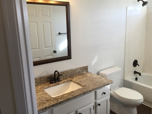 Building Photo - 15439 S 45th St