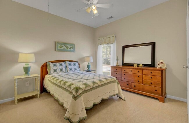 Building Photo - 160 Mayfield Dr