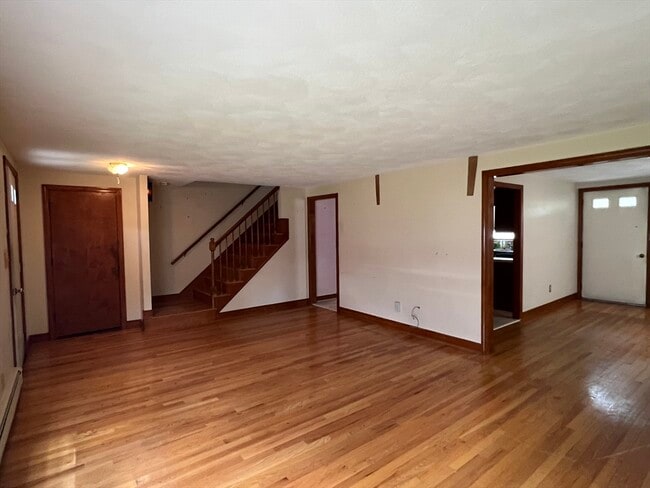 Building Photo - 177 Warren St