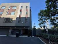 Building Photo - 174 Tribeca