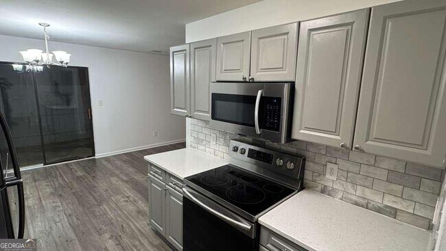 Building Photo - 3759 Mulkey Cir SW