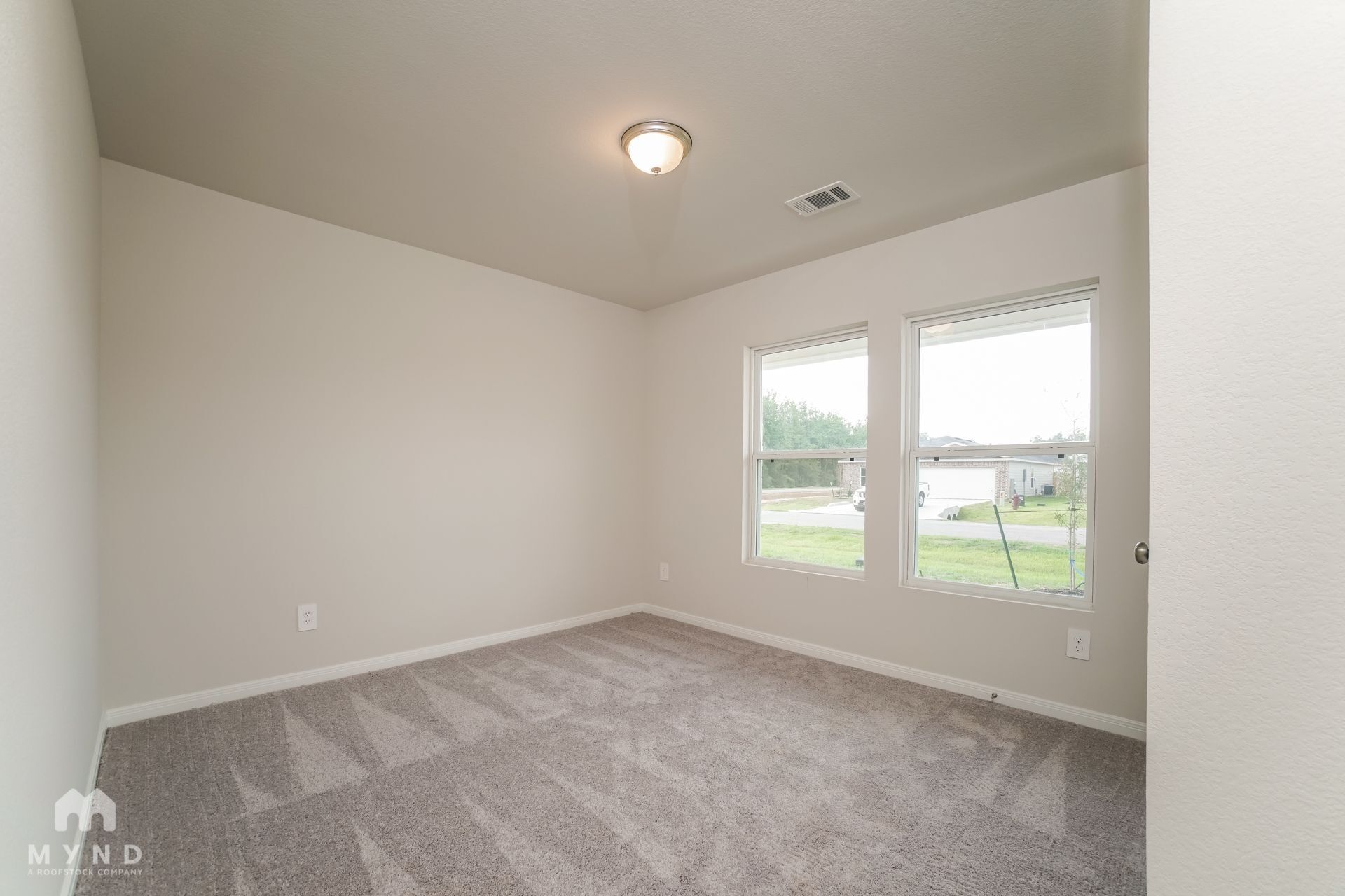 Building Photo - 15668 Del Norte Dr