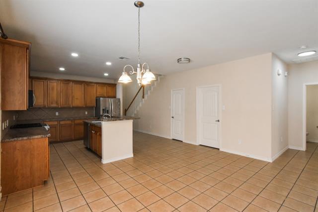 Building Photo - 8305 Loma Alta Trail