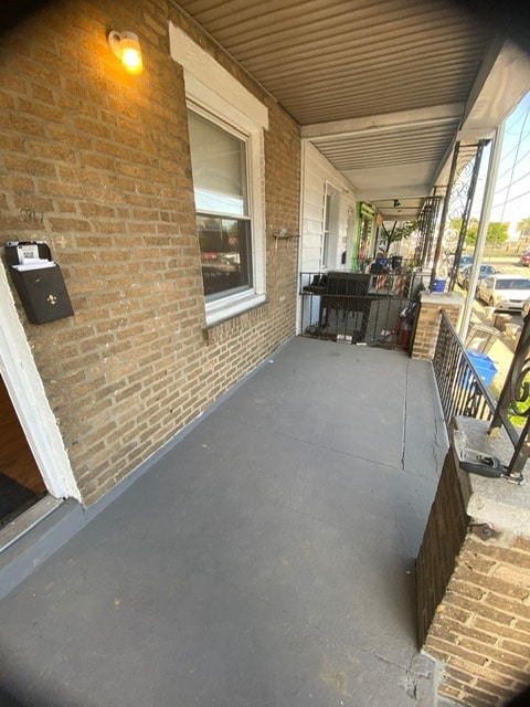 Building Photo - 5917 Irving St