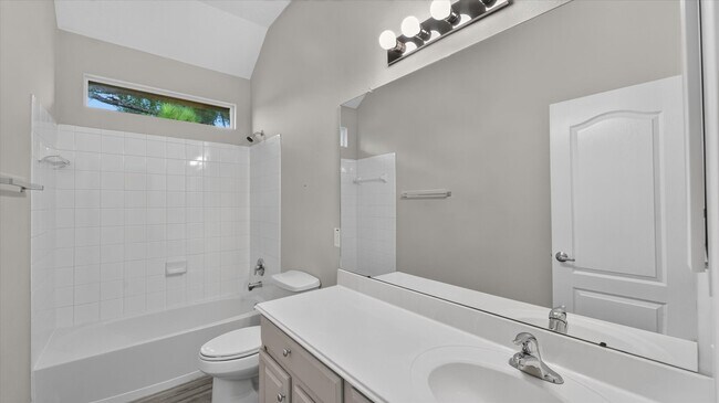 Building Photo - 22626 Fanwick Dr