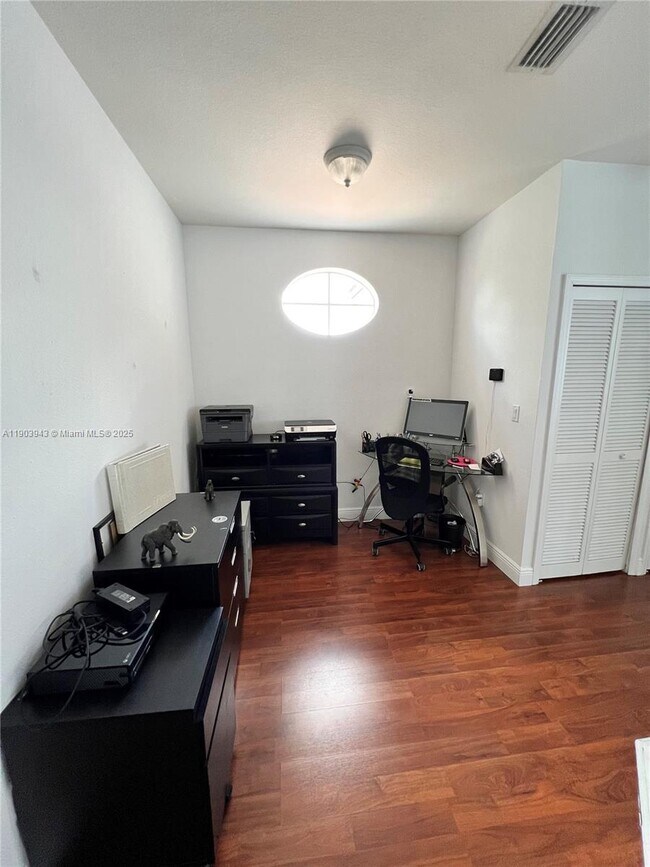 Building Photo - 11161 NW 77th Terrace