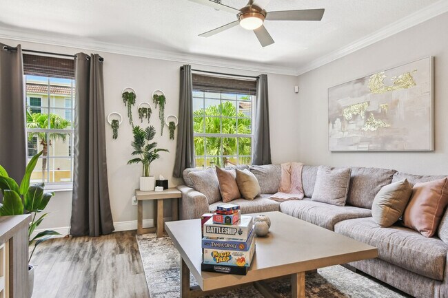 Building Photo - 3174 Bayshore Oaks Dr