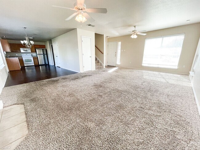 Building Photo - 3 br, 2.5 bath House - 1115 Madison