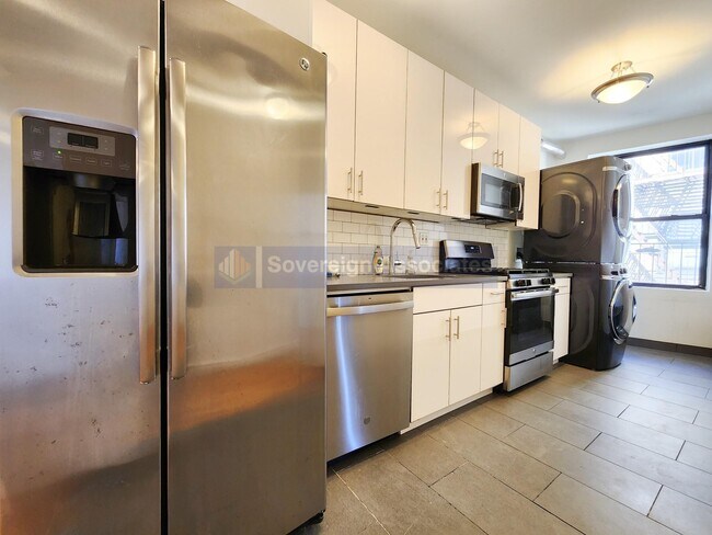 Building Photo - 640 Fort Washington Avenue