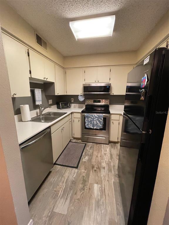 Building Photo - 2690 Coral Landings Blvd