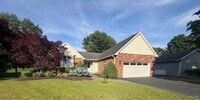 Building Photo - 53 Huntleigh Dr