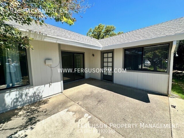 Building Photo - 1916 Hackamore Dr