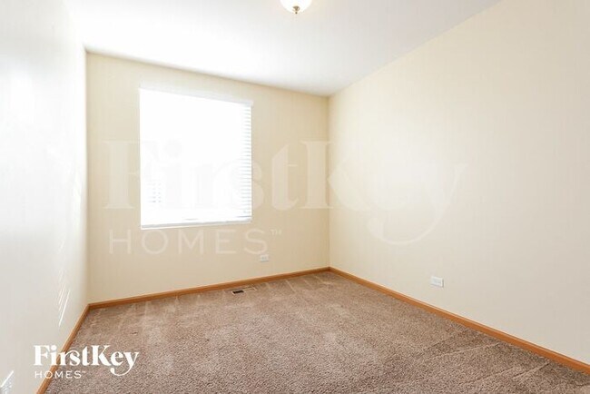 Building Photo - 769 Serendipity Dr